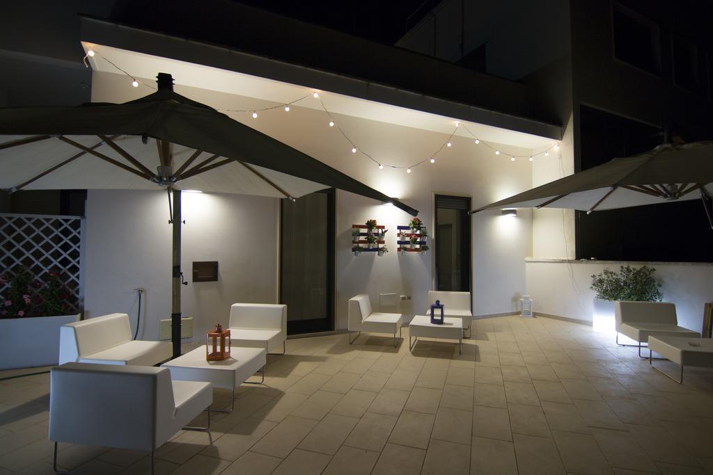 Golden House Mesagne Exterior foto